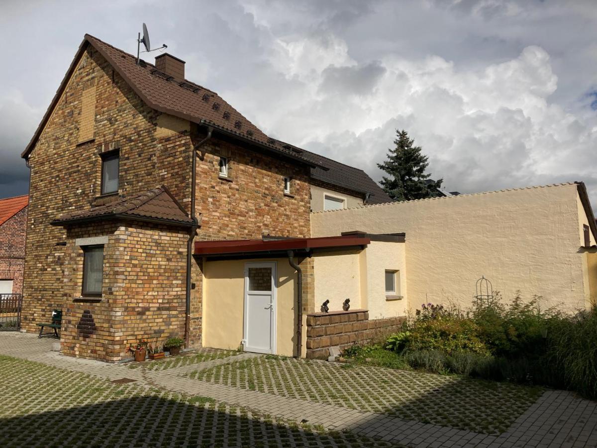 Gaestehaus Zur Bienerei Bad Schmiedeberg Exterior photo